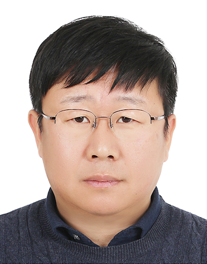 이용성 교수 사진