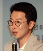 유경원 교수 사진